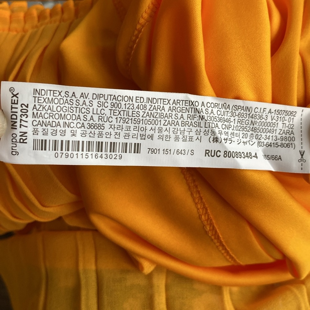 Yellow Zara pleated skirt size S elastic waist - Picture 6 of 6